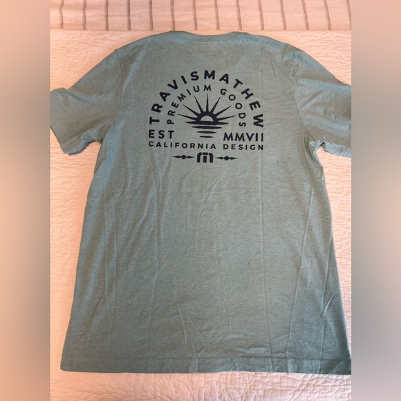 Travismathew Men’s Shirt - Picture 4 of 6